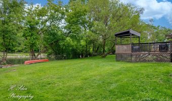 1402 Winaki Trl, Algonquin, IL 60102