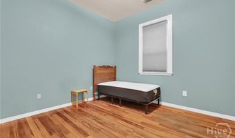 309 E Duffy St, Savannah, GA 31401