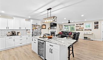 8 Big River Rd, Coventry, RI 02816