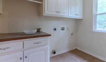 514 Galina St, Beebe, AR 72012