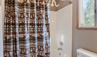 1945 Evergreen Ln, Arnold, CA 95223