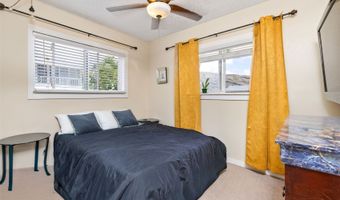 298 Moomuku Pl, Honolulu, HI 96821