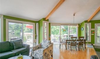 3956 S Turkeyfoot Rd, Akron, OH 44319