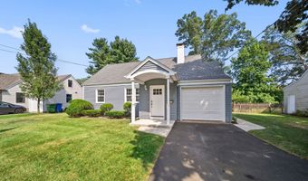 21 Oakwood Mnr, Cromwell, CT 06416