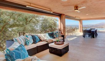 1340 Crestmont Dr, Angwin, CA 94508