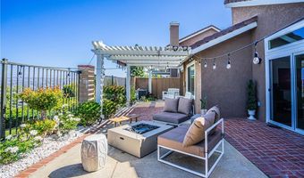6117 E Garnet Cir, Anaheim, CA 92807