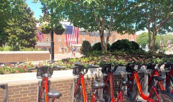 315 S HENRY St S, Alexandria, VA 22314