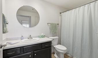 400 N RICHMOND St 431, Appleton, WI 54914