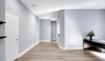 7361 MCWHORTER Pl 320, Annandale, VA 22003