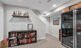 650 Dunn Rd, Coventry, CT 06238