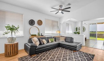 70 Hoku Puhipaka St, Kahului, HI 96732