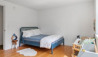 56 Carroll St, Falmouth, ME 04105