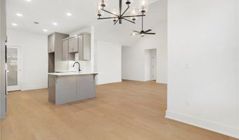 6902 SW Basswood Ave, Bentonville, AR 72713