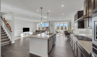 2111 Schmitt Cir, Algonquin, IL 60102