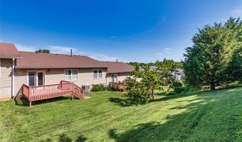322 Oak Ridge Pkwy, Arnold, MO 63010