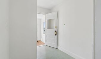 4 Washington St, Bath, ME 04530