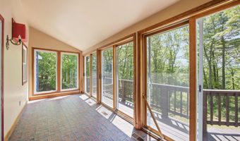 5 Pinecrest Cir, Bedford, NH 03110