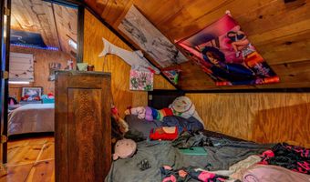 3110 Chigger Ridge Rd, Birdseye, IN 47513