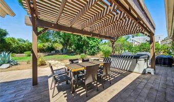 10494 Meadow Glen Way E, Escondido, CA 92026