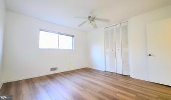 10636 MONTROSE Ave #201, Bethesda, MD 20814