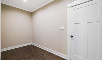 1034 N Linden Dr, Alcoa, TN 37701