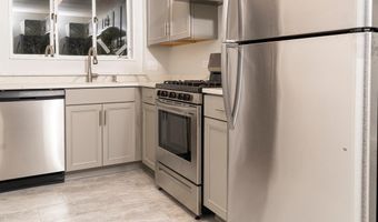 10500 MONTROSE Ave M4, Bethesda, MD 20814