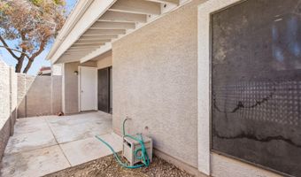 1976 N LEMON TREE Ln 19, Chandler, AZ 85224