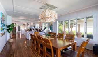 1276 Mokulua Dr, Kailua, HI 96734