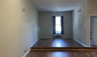 903 Main St 1, Antioch, IL 60002