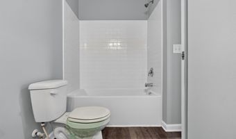 1 Carriagebrook Cir, Camden, SC 29020