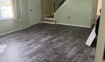 48 Burr St, Barnegat, NJ 08005