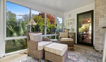 24 Liberty St, Clinton, CT 06413