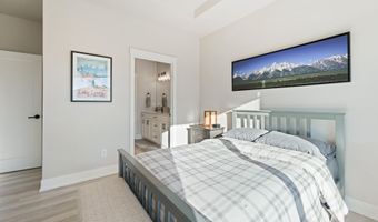 3859 NE Oakside Lp, Bend, OR 97701