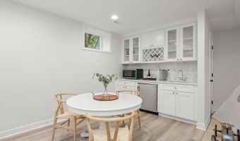 404 MONTEREY Ave, Annapolis, MD 21401