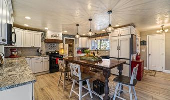 1510 Parker Ave, Caldwell, ID 83605