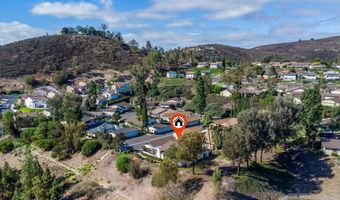 11060 Plum Tree Ln, Spring Valley, CA 91977