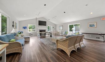 4 Bittersweet Lane 4, Bourne, MA 02532