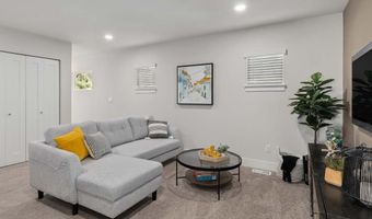 3808 194th Ln SE, Bothell, WA 98012