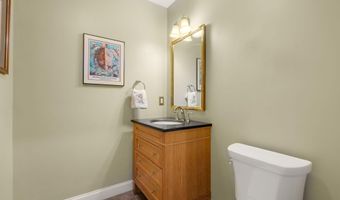 34 Turnberry Rd 34, Bourne, MA 02532