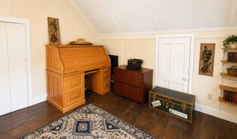 443 Amity Rd, Bethany, CT 06524