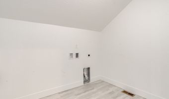 915 SE 35TH St, Battle Ground, WA 98604