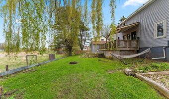 1215 NAVARINO St, Algoma, WI 54201