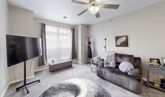 4510 Twain Cir 102, Ames, IA 50014