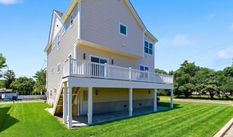 56 W Washington Ave, Atlantic Highlands, NJ 07716