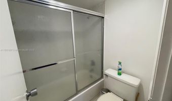 20335 W Country Club Dr 304, Aventura, FL 33180