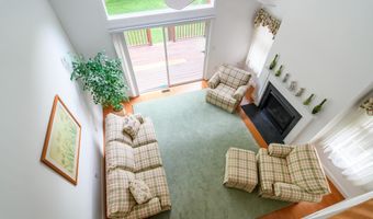 6 Hollyhock Knoll Ct, Bourne, MA 02532
