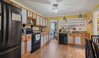 1010 E 8TH St, Cheyenne, WY 82001