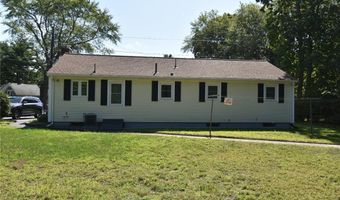 3 Grant St, Attleboro, MA 02703