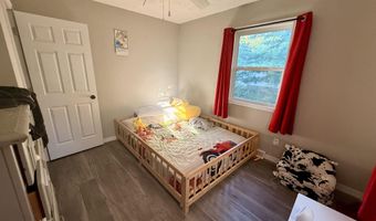 1313 E Benton Ave, Ava, MO 65608
