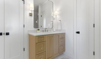7705 HOLIDAY Ter, Bethesda, MD 20817